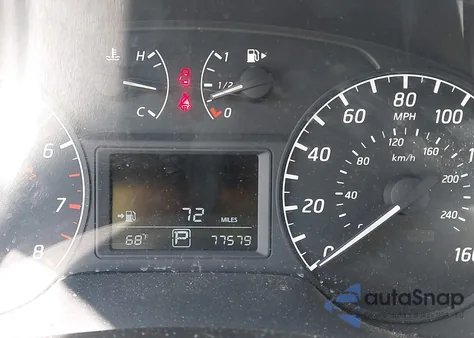 2017 Nissan Sentra S z USA, uszkodzony, nr VIN 3N1AB7AP4HY328576